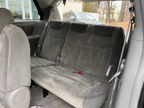 2009 Toyota Sienna LE 7-Passenger