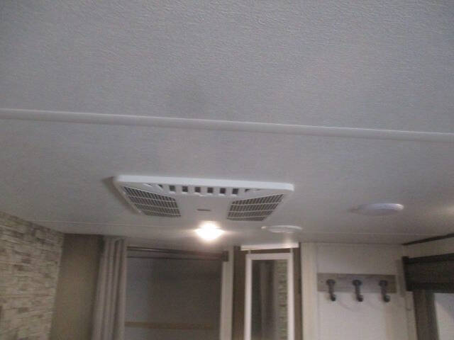 2021 Forest River Avenger 27DBS