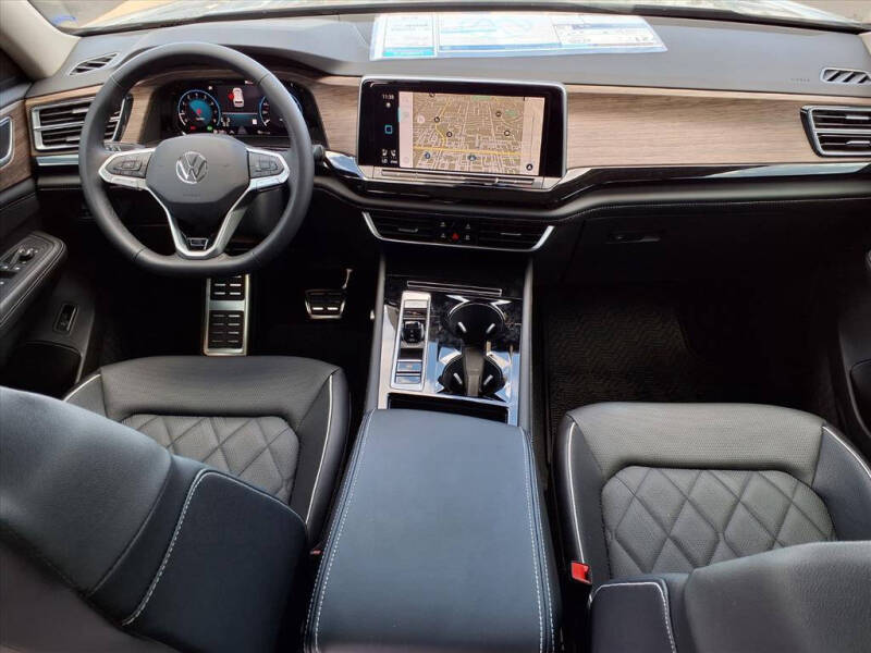 2025 Volkswagen Atlas SEL Premium R-Line 4Motion