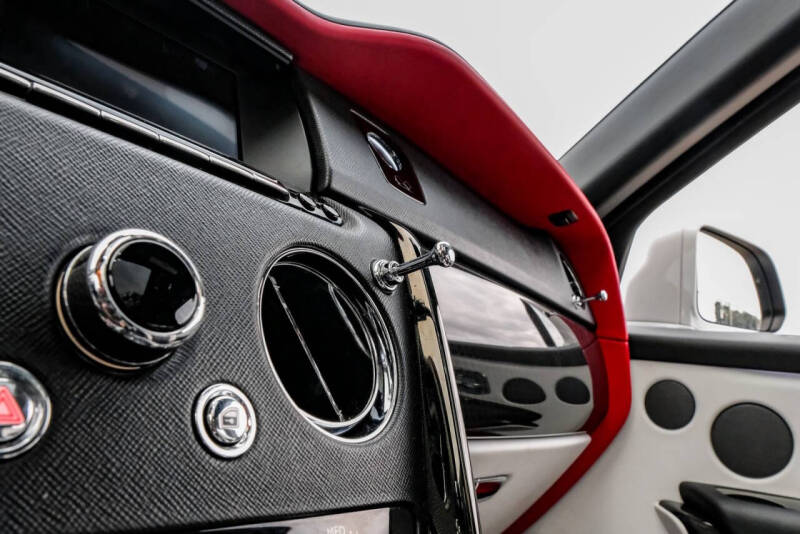 2022 Rolls-Royce Black Badge Cullinan