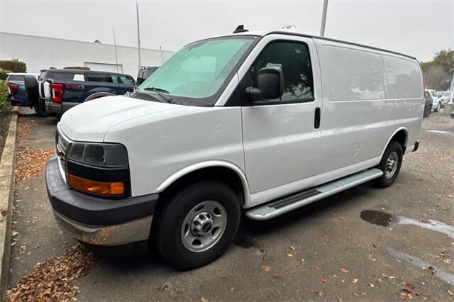 2023 GMC Savana 2500