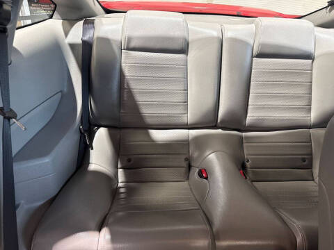 2005 Ford Mustang GT Premium