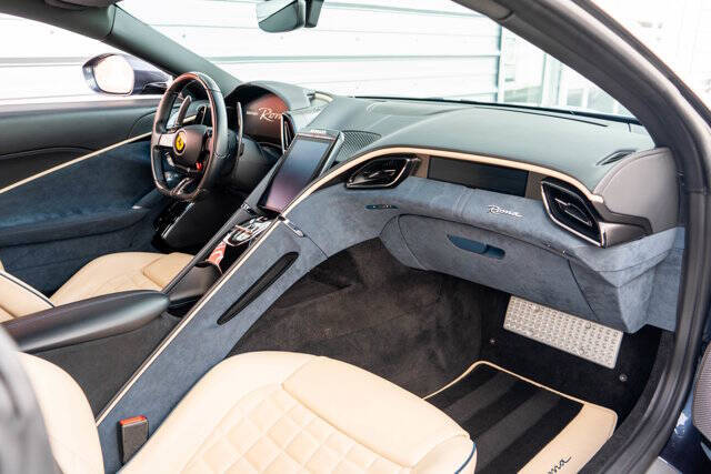 2021 Ferrari Roma 26