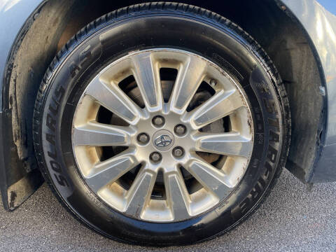 2014 Toyota Sienna XLE 7-Passenger