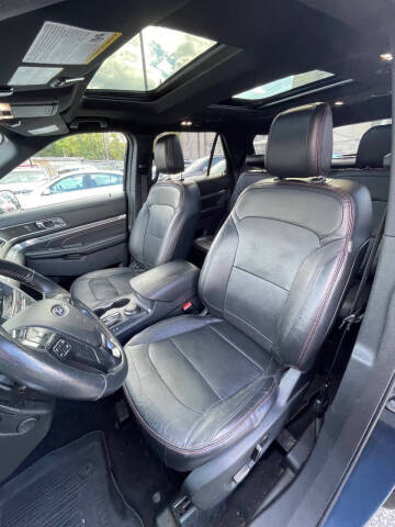 2018 Ford Explorer Sport