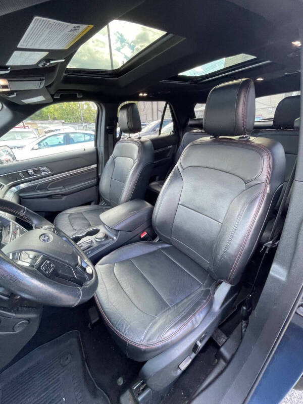 2018 Ford Explorer Sport