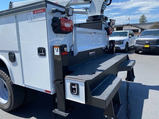 2025 Ford F-600 Super Duty