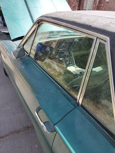 1965 Ford Thunderbird