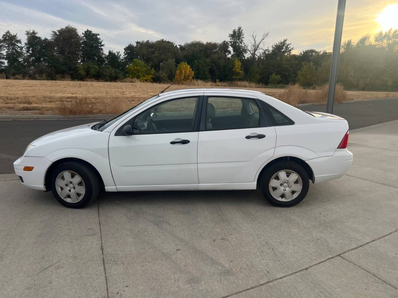 2007 Ford Focus for sale at WALLA WALLA AUTO SALES in Walla Walla, WA