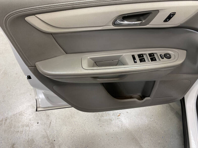 2016 Chevrolet Traverse LS