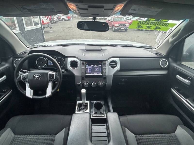 2014 Toyota Tundra SR5