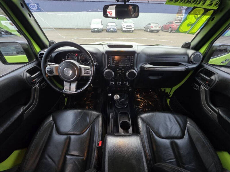 2013 Jeep Wrangler Unlimited Sahara