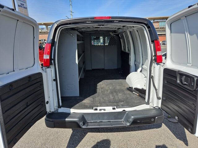 2021 Chevrolet Express 2500