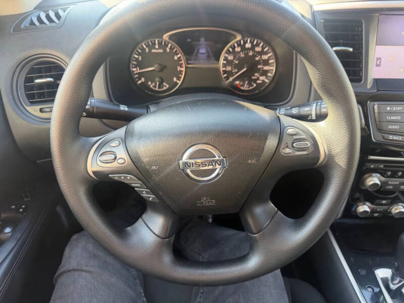 2018 Nissan Pathfinder