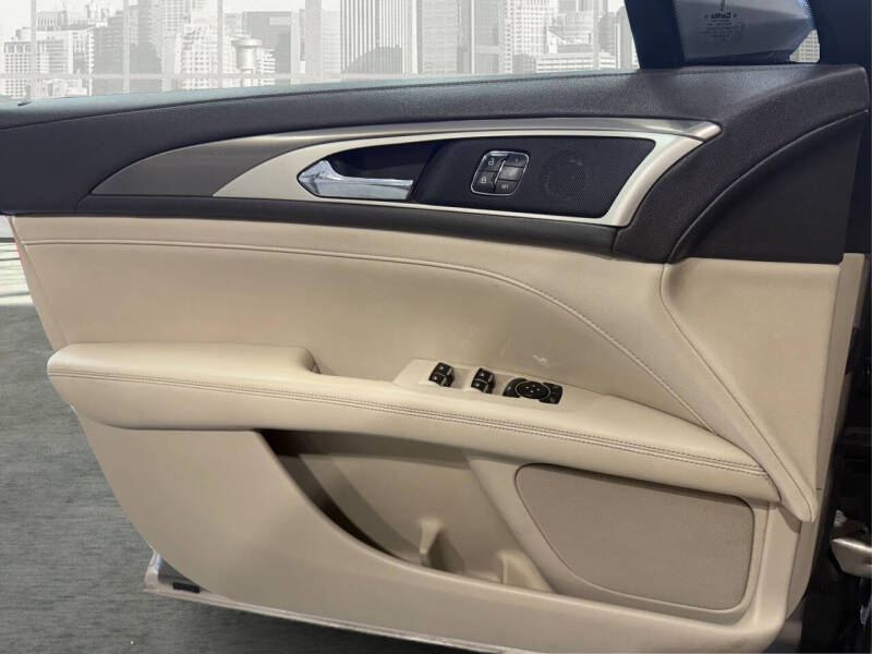 2018 Lincoln MKZ Premiere