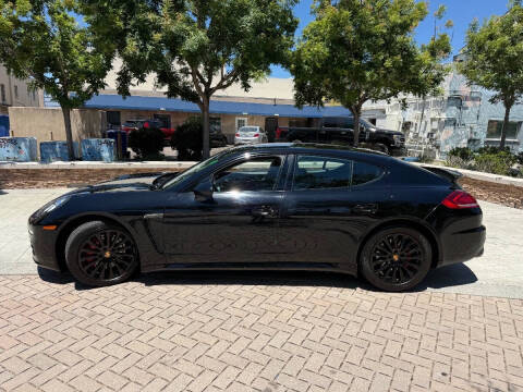 2016 Porsche Panamera Edition