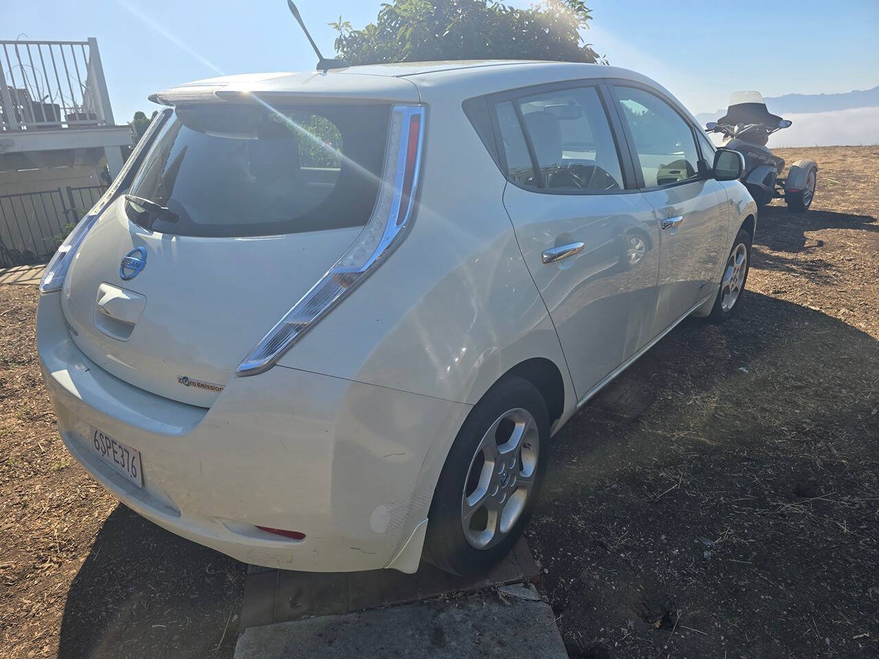 2011 Nissan LEAF for sale at DRIVESMART AUTO SALES in Agoura Hills, CA