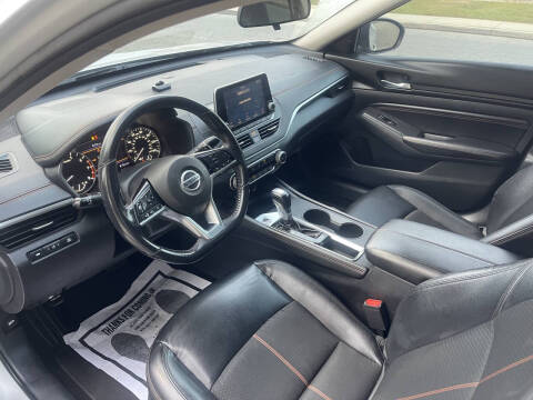 2021 Nissan Altima 2.5 SR