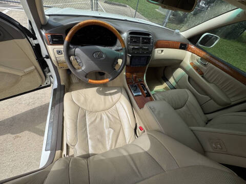 2004 Lexus LS 430