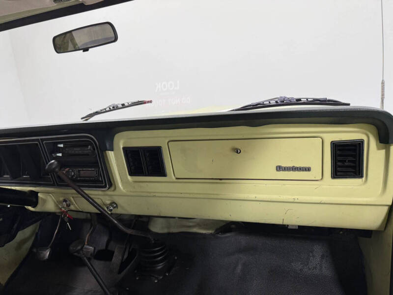 1976 Ford F-250