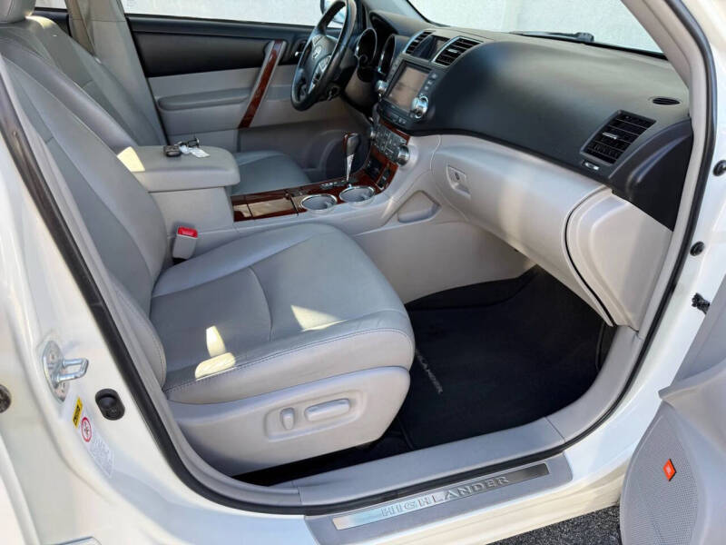 2011 Toyota Highlander Limited