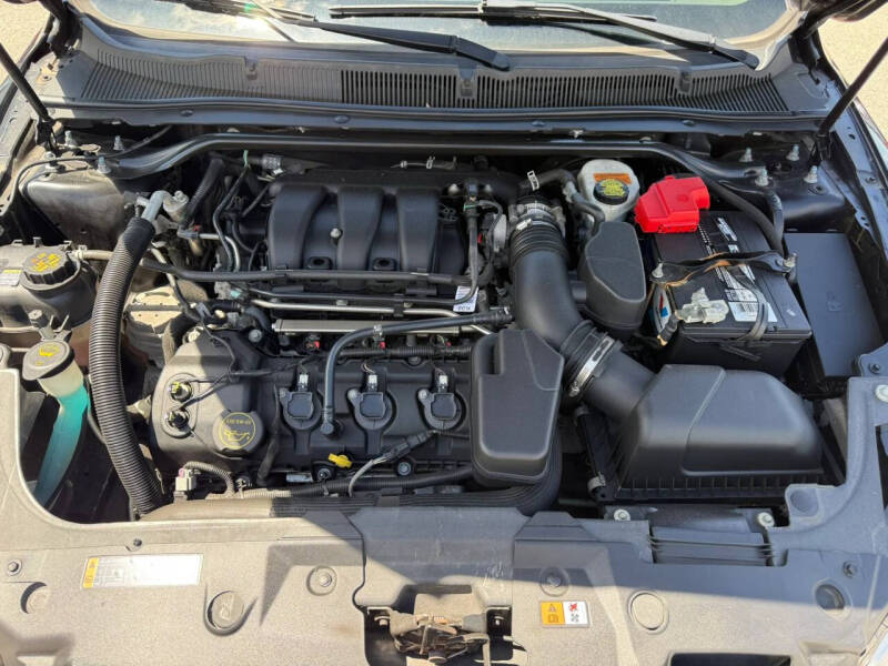 2018 Ford Taurus SE