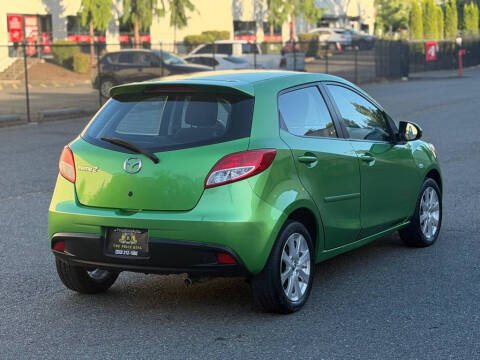 2013 Mazda MAZDA2 Touring