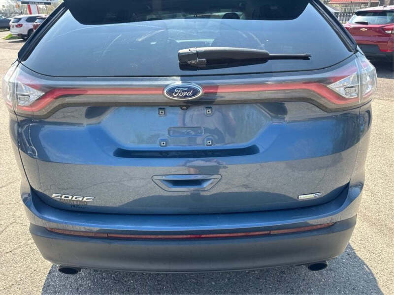 2018 Ford Edge SE