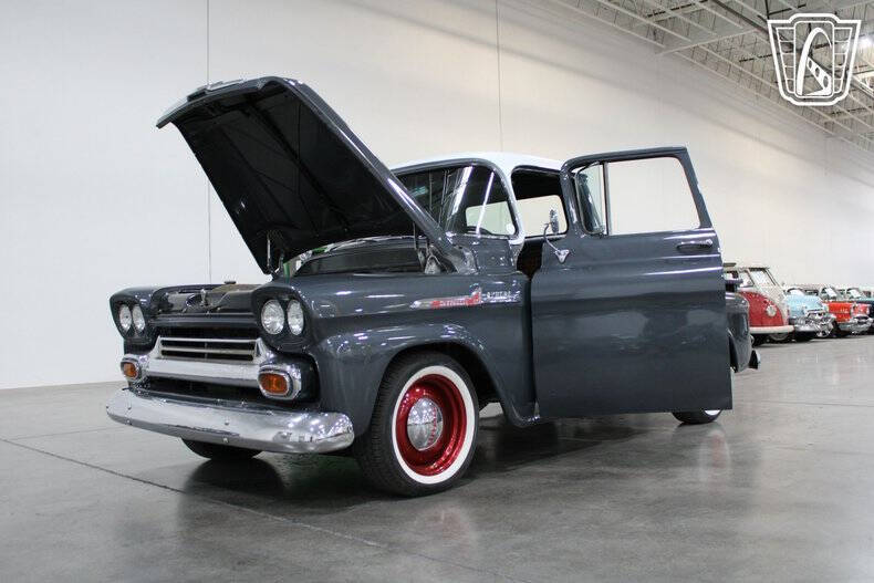 1958 Chevrolet Apache