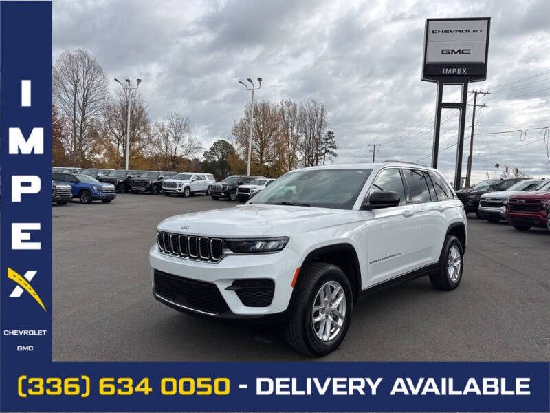 2025 Jeep Grand Cherokee Laredo's photo