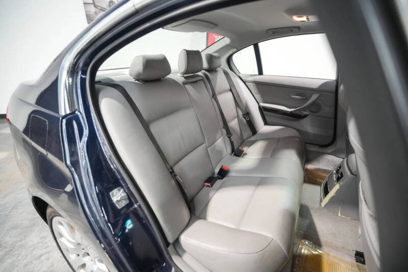 2006 BMW 3 Series 330i