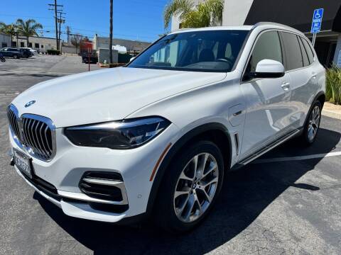 2023 BMW X5 for sale at MANGIONE MOTORS ORANGE COUNTY in Costa Mesa CA