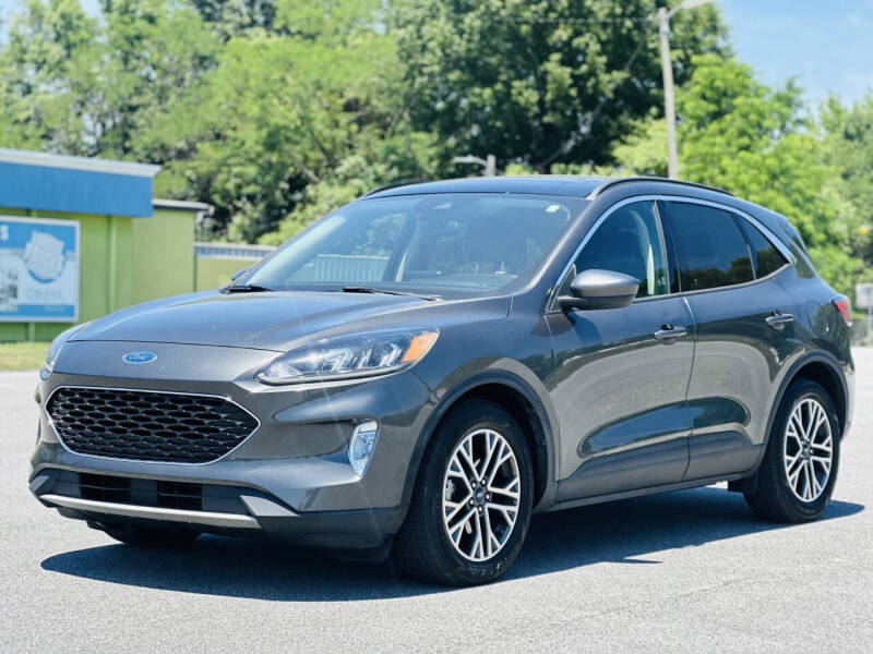2020 Ford Escape SEL