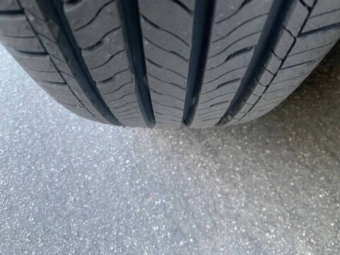 2020 Toyota Prius LE