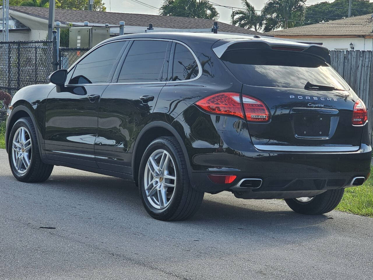 2014 PORSCHE Cayenne SUV / Crossover - $15,183