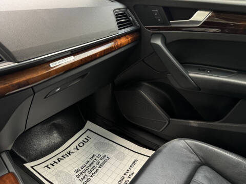 2018 Audi Q5 2.0T quattro Premium Plus