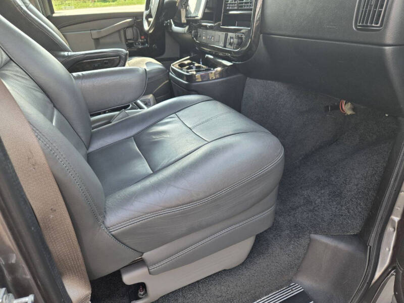 2019 GMC Savana 2500