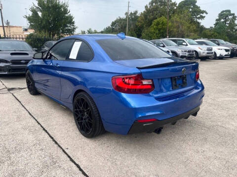2016 BMW 2 Series M235i