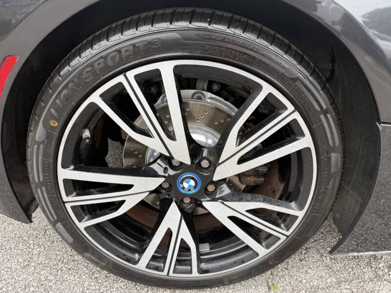 2017 BMW i8