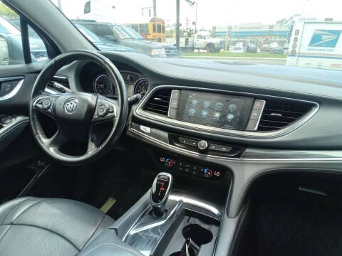 2018 Buick Enclave Essence