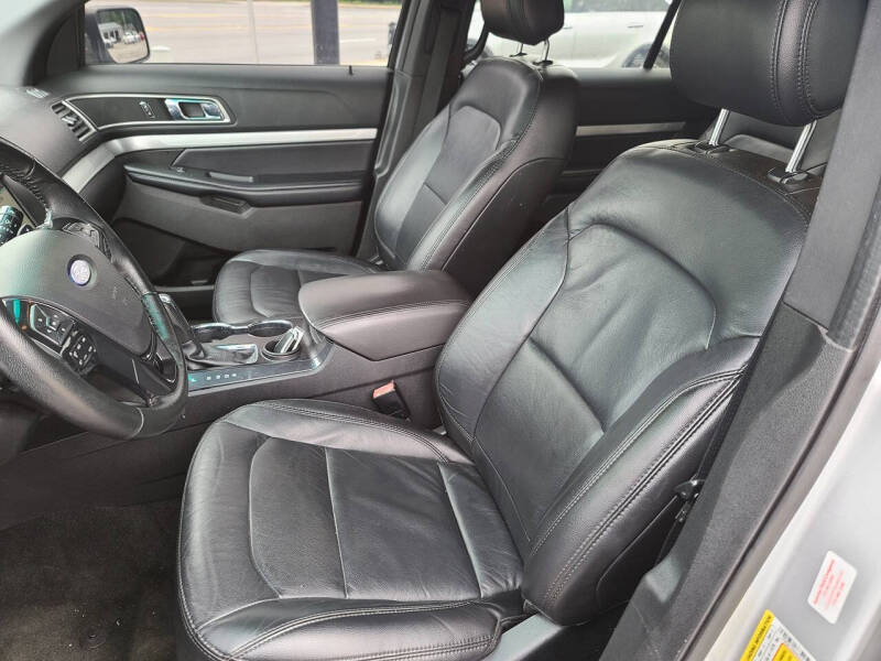 2017 Ford Explorer XLT
