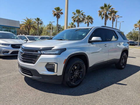 2022 Chevrolet Traverse LT Cloth