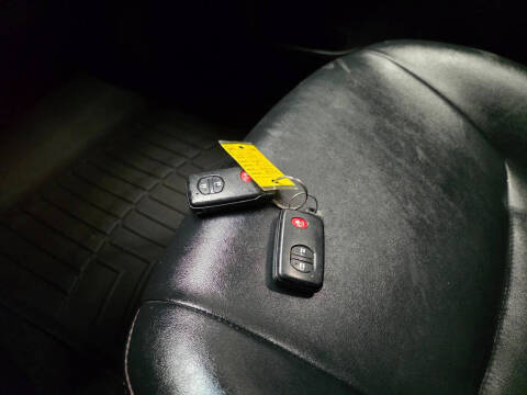 2013 Toyota Prius Three