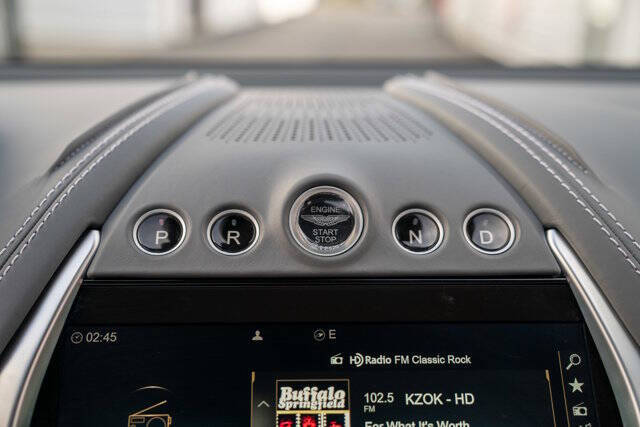 2021 Aston Martin DBX