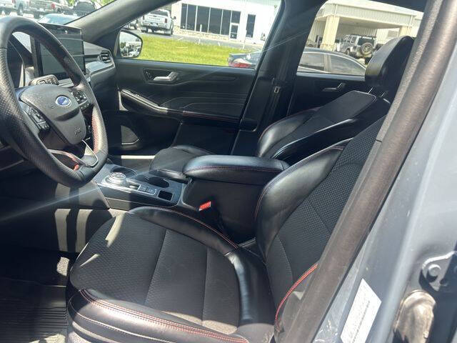 2025 Ford Escape ST-Line