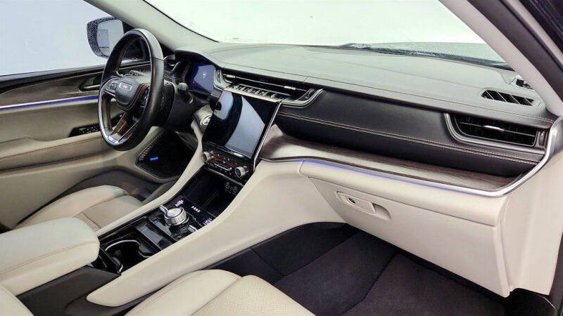 2022 Jeep Grand Cherokee L Overland