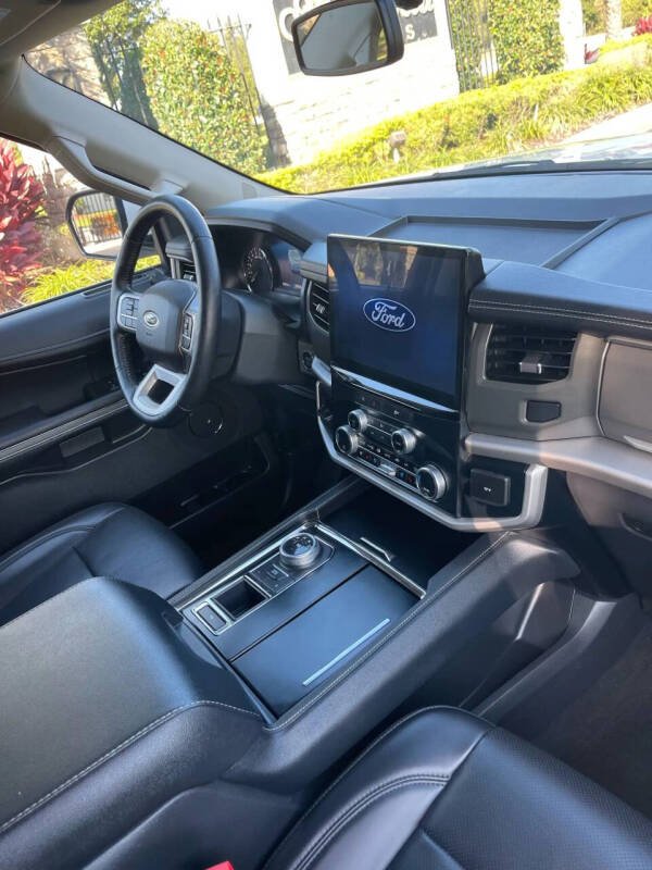 2024 Ford Expedition MAX XLT