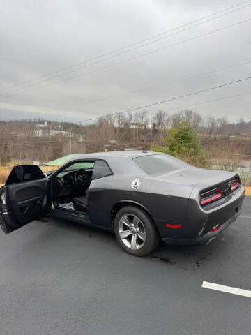 2015 Dodge Challenger SXT