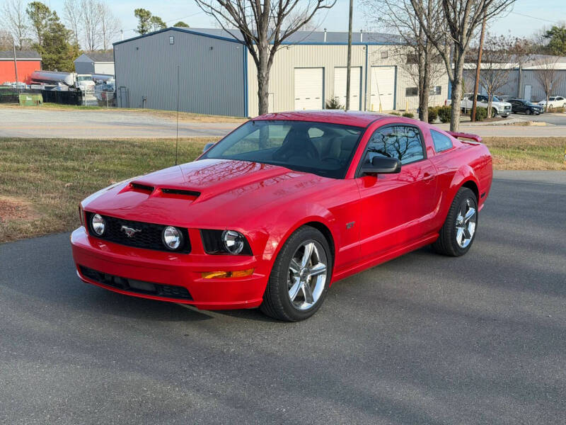 2006 Ford Mustang GT Deluxe