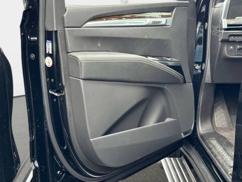 2026 Cadillac Escalade Platinum Luxury